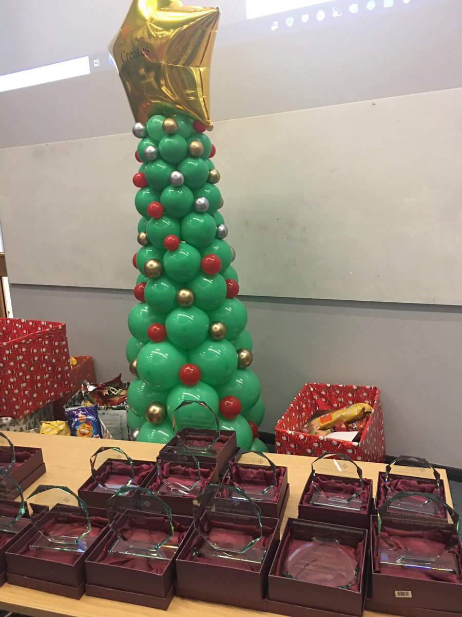 Cath_wood1's tweet image. Specialist Services Staff Recognition Awards 2021 - stage is set can’t wait to celebrate and thank all of our amazing teams @SMcL_UHW_MD #cavspecialist @CV_UHB @Health_Charity