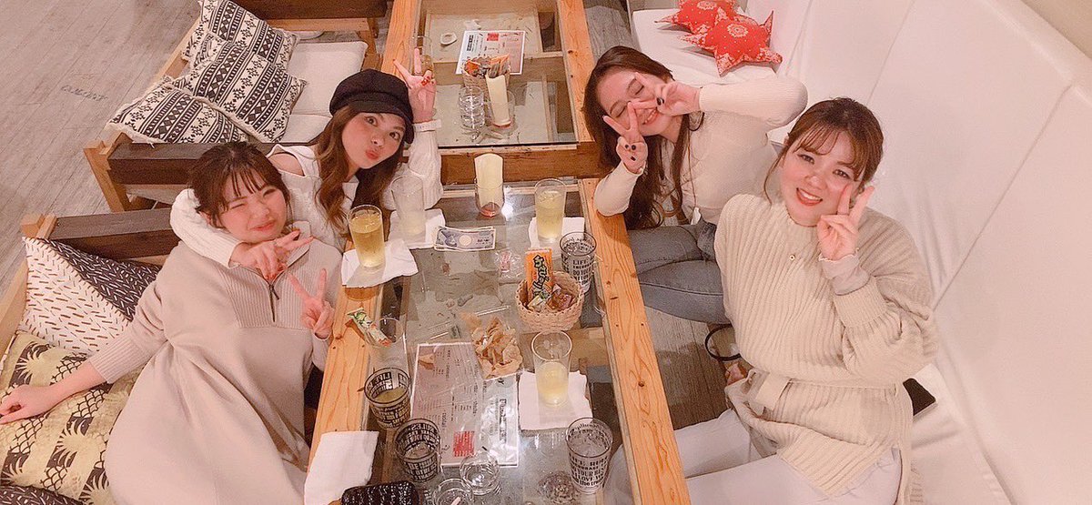 S_S2amk's tweet photo. 🤍🤍那覇メイン🤍🤍
.
.
.
今回も鬼たのしかった💕
年末年始がんばろねん✌🏻️
.
みんなが可愛すぎる🤦🏽‍♀️ https://t.co/fgMaesaN7g