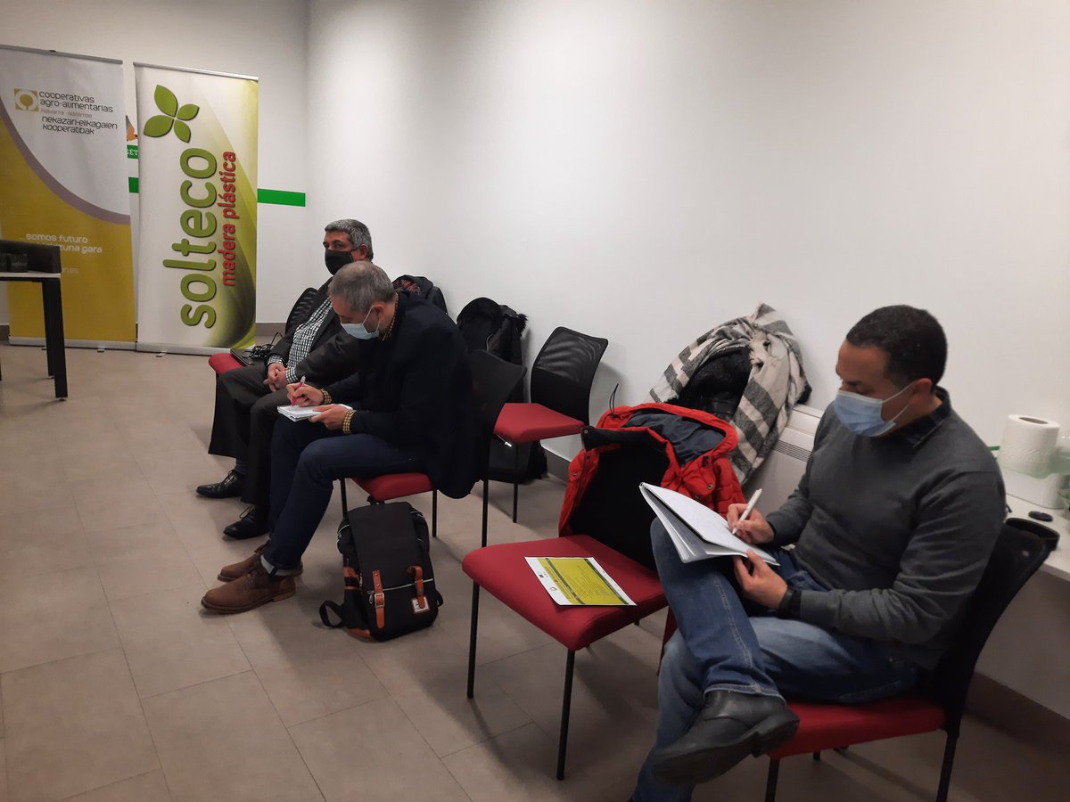 ecocirplas's tweet photo. Estamos en directo, en la Jornada de Resultados de #Ecocirplas 

@GrupoAN_Natural 
@UAGNavarra
#ucan
@SoltecoSL 
#IterInvestigacion https://t.co/uY9amHFWmM