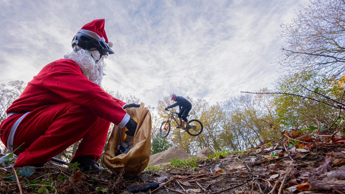 cyclecollective's tweet photo. On Santa’s Bad List? Get on Santa’s Rad List with Trash Free Trails and Muc-Off #BadtoRad https://t.co/Thaoza5pXp https://t.co/okdaBntw7Z