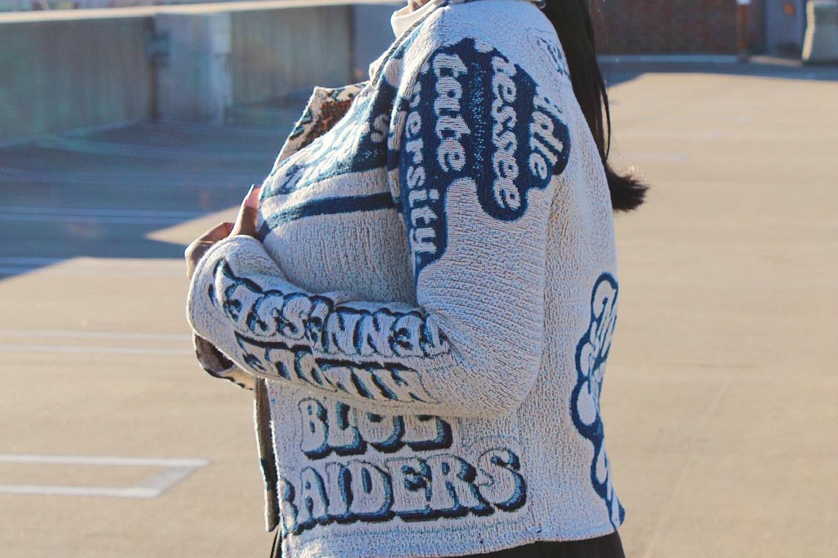 _quiannamarie's tweet photo. Just call me Mrs. Custom 💙✨
Jacket by Me of course! https://t.co/X5Kl2oPW1K