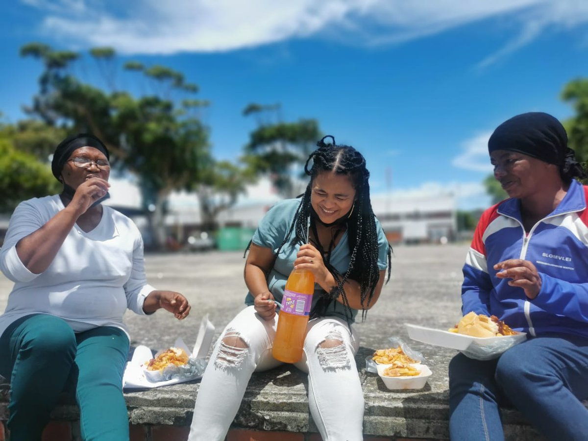 monique_duval's tweet photo. This is the joy of journalism. In between all the horror that Hanover Park can bring you can find absolute joy in a chiproll on the terminus along with advice from the aunties. 
#Blomvlei https://t.co/4EKpUYWl6I