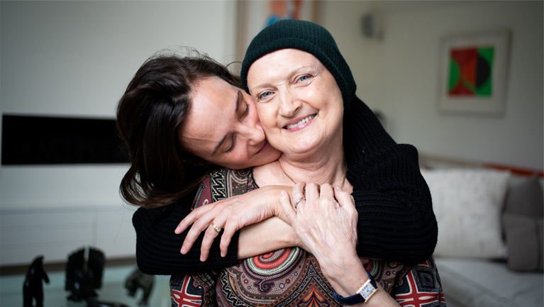 FoundationTessa's tweet photo. The TJBCM is delighted to announce that @NHSBartsHealth and the Liverpool network of @WaltonCentre @CCCNHS &amp; North Wales Cancer Treatment Centre have been recognised as ‘Tessa Jowell Centre of Excellence’. Click to learn more about the new centres⬇️
https://t.co/jiI5Uap66Z https://t.co/0gK1I1a8kL