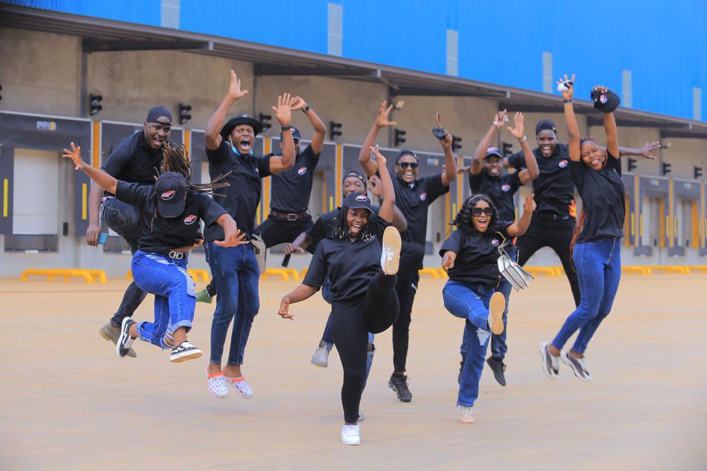 Shifframarvins1's tweet image. Team Rockboom is a whole vibe ❤️

#RihamInfluencerParty21