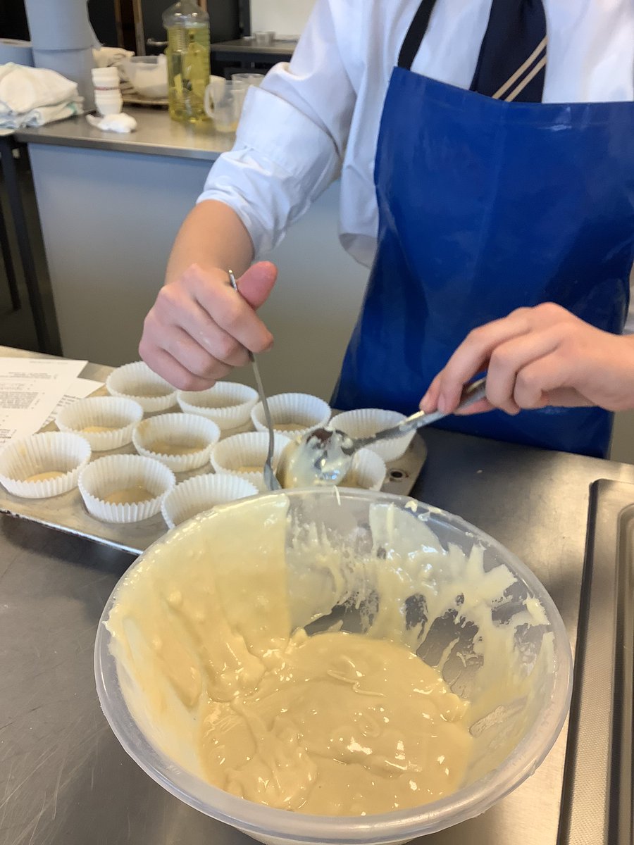 Kingswood_Food's tweet image. We’re busy making muffins using recipes we’ve created ourselves today in the food department. #recipemodification