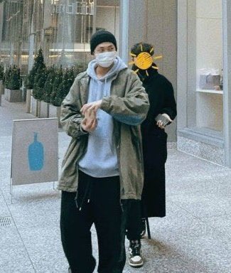 chaosinclouds's tweet photo. oh to be the sun in namjoon’s life 😭 https://t.co/Kvv2cgjvJj