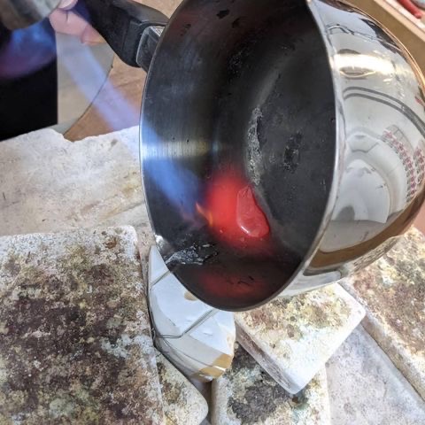 BAJ_UK's tweet photo. Jewellery Tip Thursday: cuttlefish casting with BAJ tutor Stephen.
"It is important when casting to have enough run offs for the air to escape," says Stephen. "This will help you avoid porosity in the casing."
What are your tips for cuttlefish casting?
#cuttlefishcasting https://t.co/l4sEwwUZ35