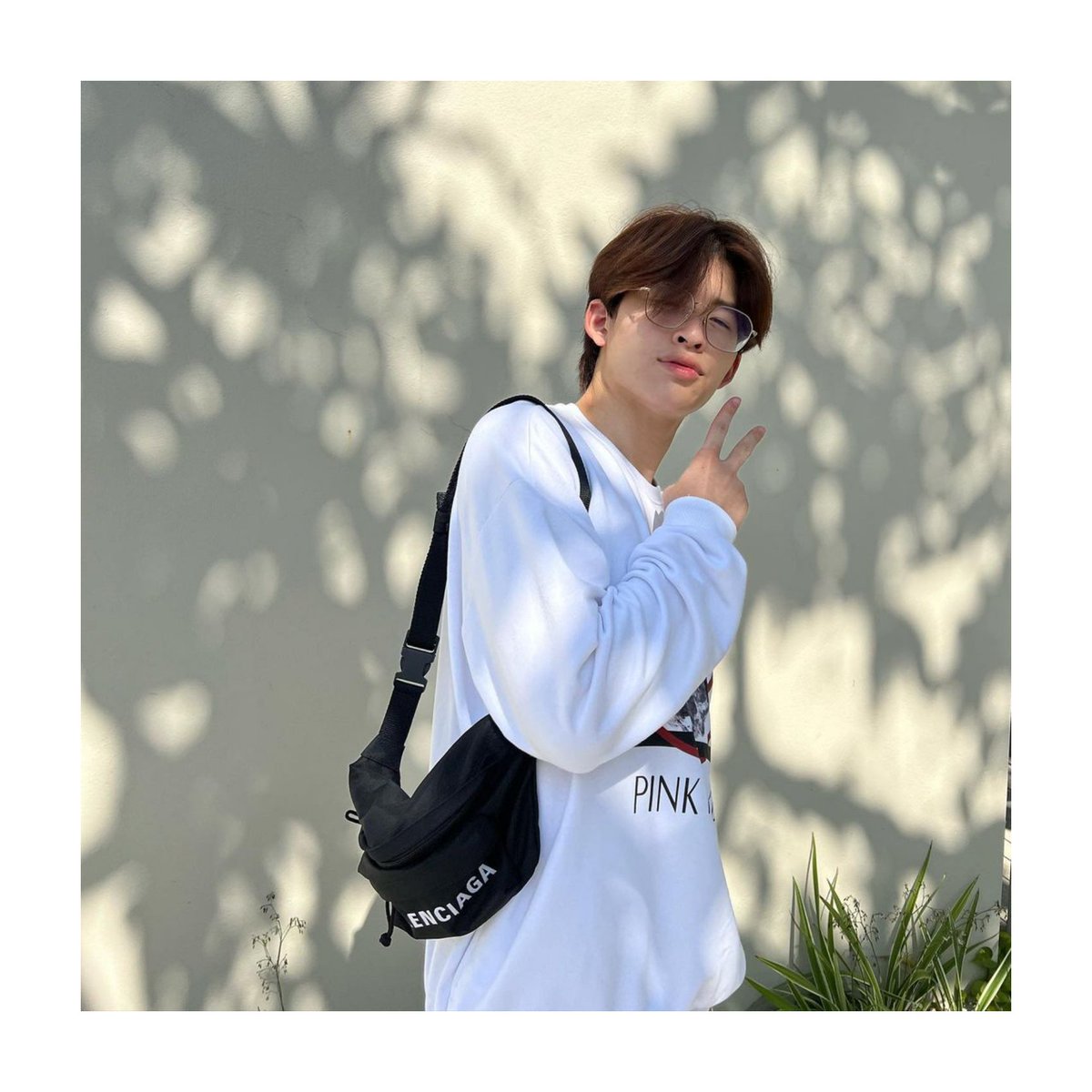 PinNerPPP's tweet photo. แดดแ��งอะหน้าดำ แต่ถ้าเจอหน้าเธอจังๆอะหน้าแดง🥺

IGp ; ppnaravit
📌
https://t.co/YUGiTTGFXo

#ppnaravit https://t.co/acW1mRAgRF