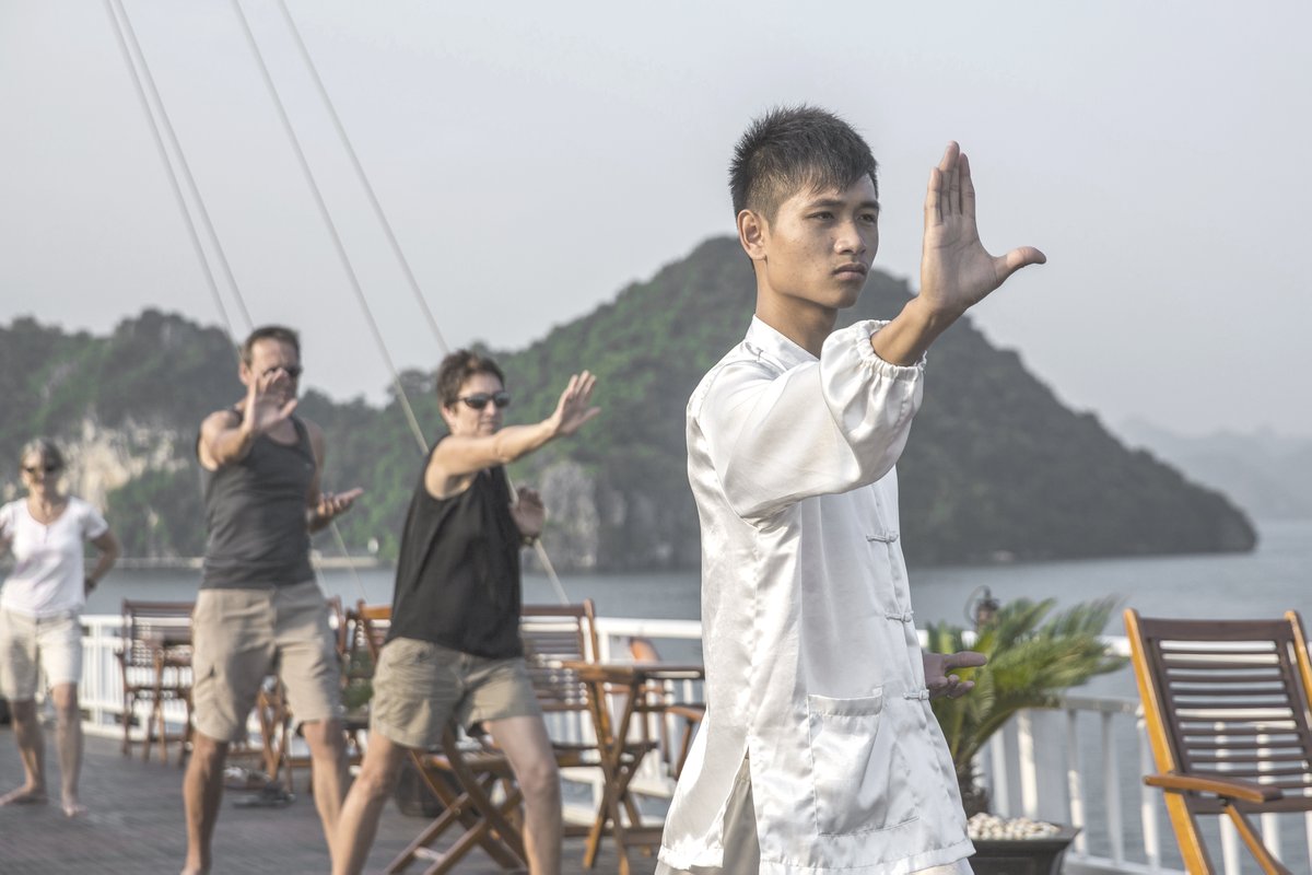 HeritageLine's tweet photo. Halong Bay Cruise
Day 3 of 3

Start the day off with Tai Chi. At Ti Top Island, go for a refreshing swim or climb up for stunning views.

After breakfast is served, savour your final moments in Halong Bay as we head back to the pier.

Full itinerary:
https://t.co/HUWnigir7v https://t.co/VvDCbbbZLX