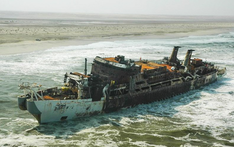 elenatravelnam's tweet photo. Shipwrecks - full list of Namibia's dead ships:
https://t.co/END0DQ8PFf
#Dronesberg #NamibiaShipwrecks #Africa #DroneNamibia #NamibwebCom #ExploringNamibiaTV #SkeletonCoast #YouTubeVideoNamibia #Namibia #DeadShips #Намибия #Кораблекрушения #БерегСкелета #ЮжнаяАфрика https://t.co/xYmgVoMzrH