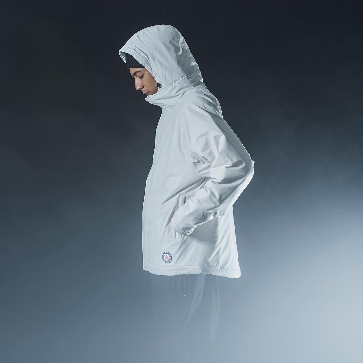 ダウンに代わる植物中綿の軽やかなジャケット SUGARCANE KAPOK JACKET