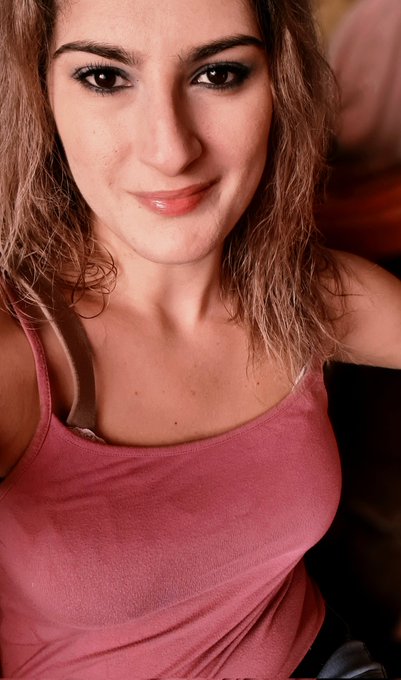 #jeudisourire https://t.co/nJCticHGss<a href="/tag/jeudisourire"class="tags">#jeudisourire</a>