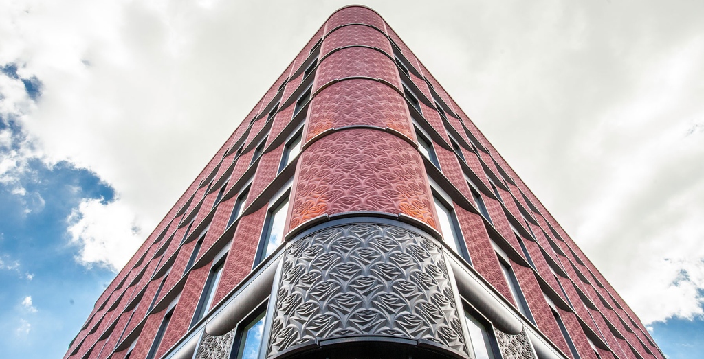 WeAreMcAlpine's tweet photo. Project spotlight > #Digitalconstruction, complex temporary works and #sustainable cladding solutions were key in delivering the striking new Ilona Rose House development in London’s Soho district. 

https://t.co/1pe5YKObqm 

#OurProjects #ConstructingOurFuture https://t.co/s6SdAiifgM