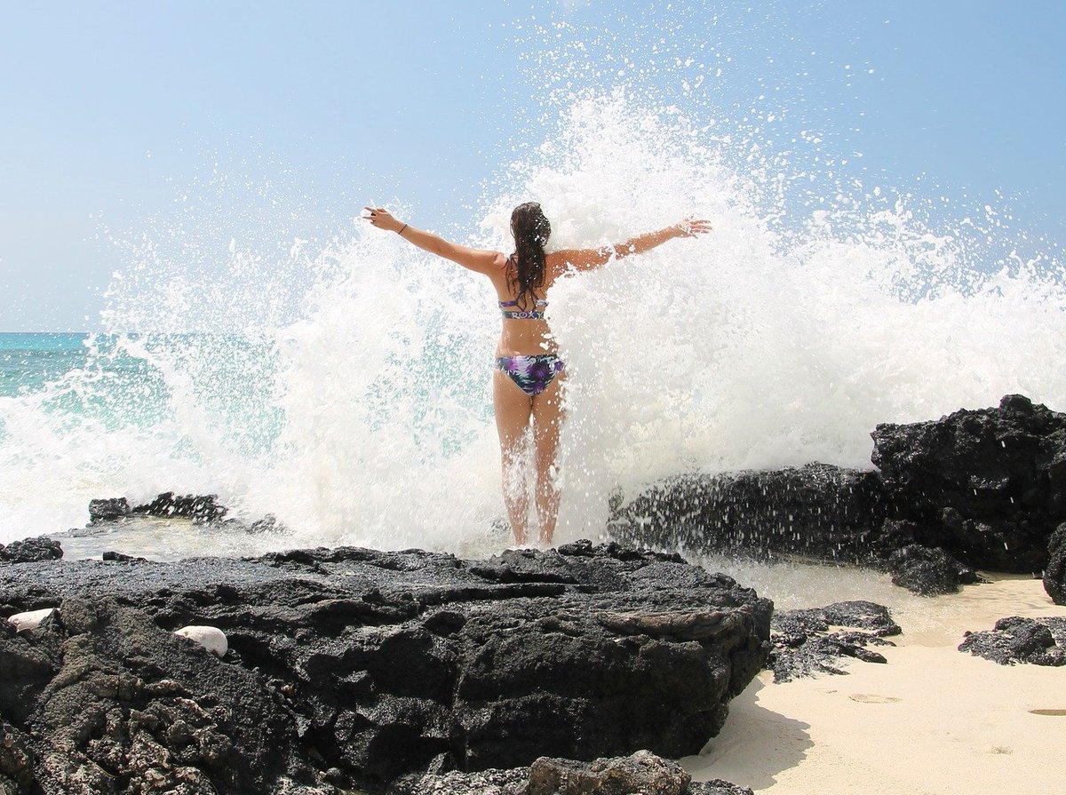 1230jackie's tweet photo. “7 ways to increase your confidence” Latest Blog from #TopBirds @DaleDarley #confdience https://t.co/P3SRm3v2BN https://t.co/8bdGGcoxN5