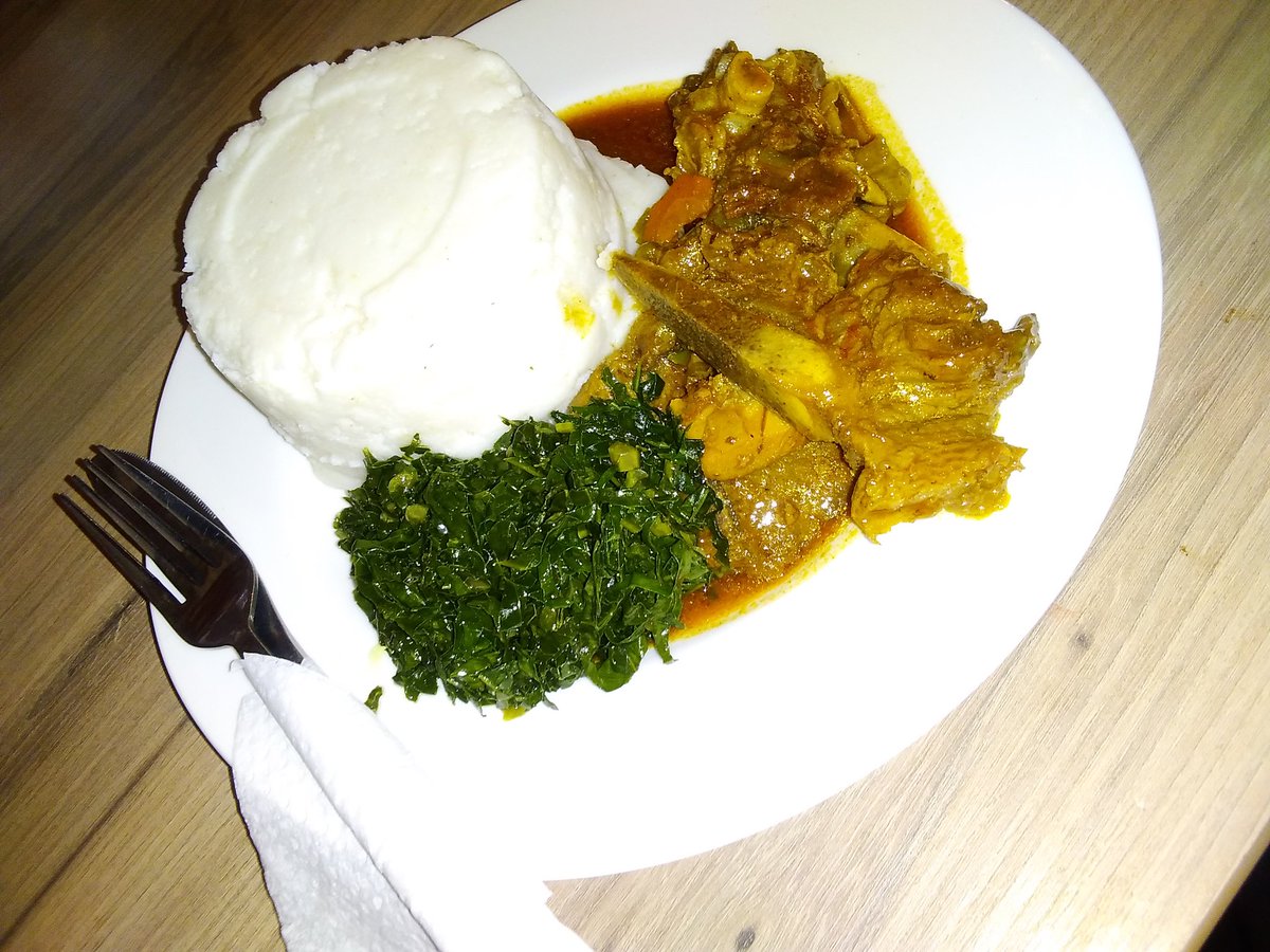 kuda_justice's tweet photo. Enjoying a lunch meal @HotplateGrillh1  Bulawayo Jason Moyo .Well Cooked meal  &amp; Great Ambience https://t.co/EWknhBpqN5