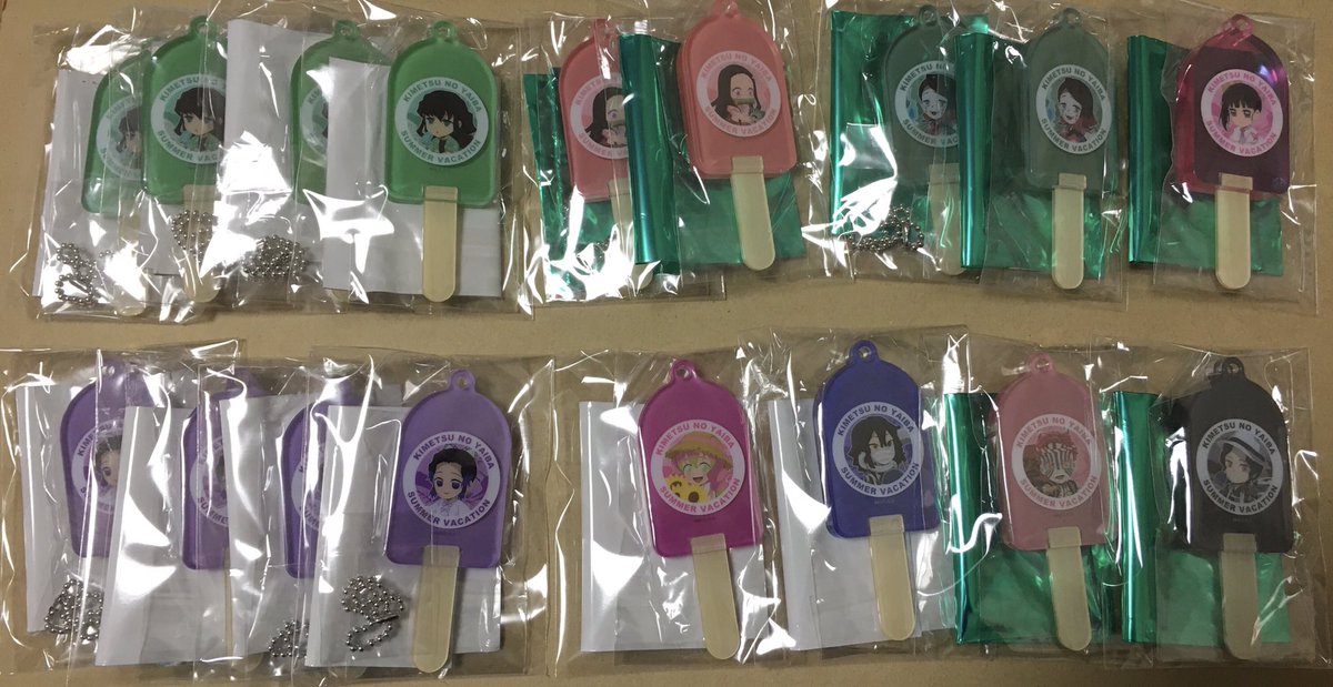 berry_1115's tweet photo. 【交換/譲渡】鬼滅の刃/夏休み/アクリルスタンド/アクスタ/アイスキャンディ形チャーム
譲）画像参照
求）定価＋送料、同種異種煉獄炭治郎

郵送でお願いいたします。 https://t.co/dN08TS0UBT