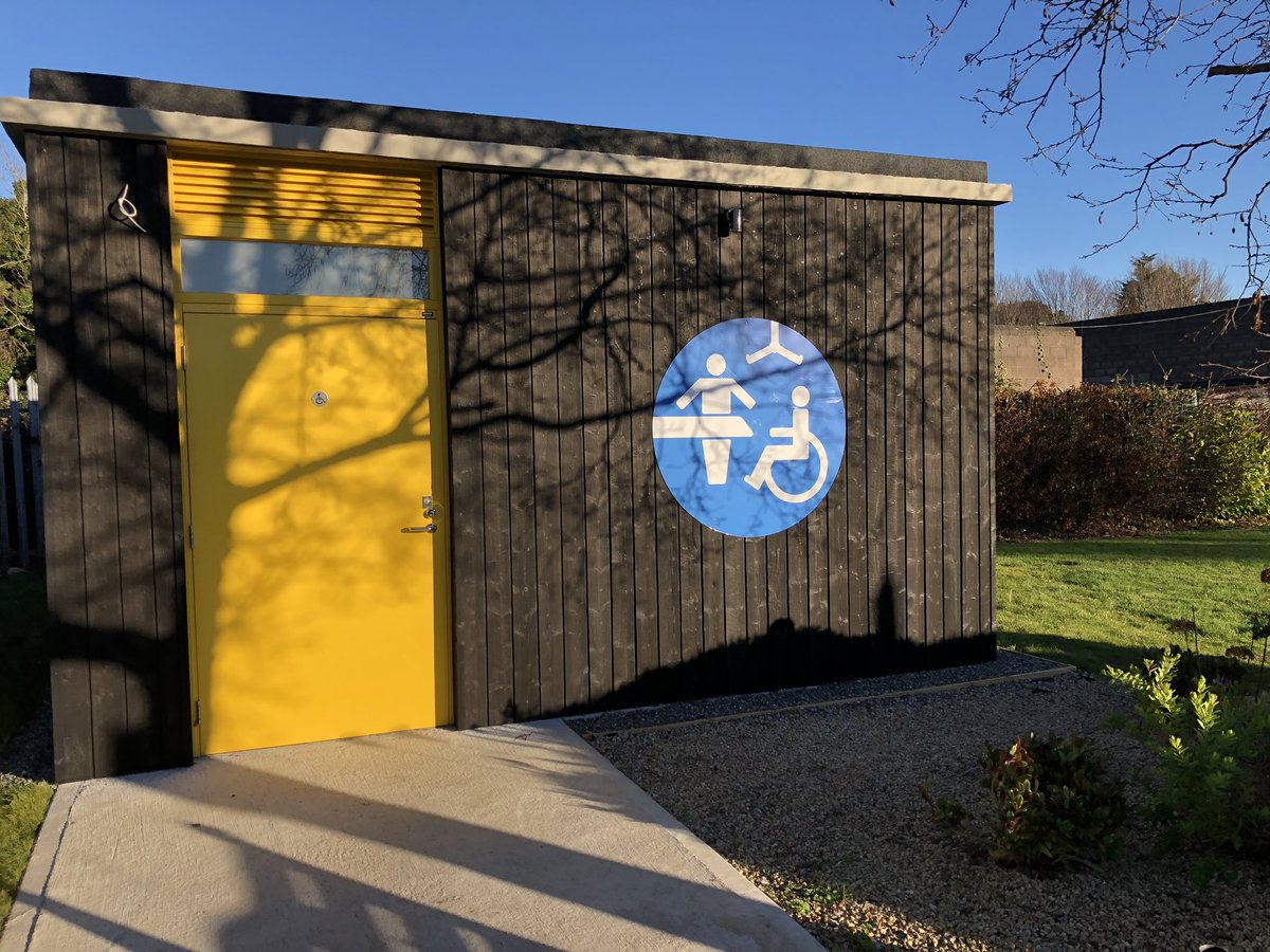 KnrLtd's tweet photo. 2021 was only my second year with KnR and one customer stands out. 

#dlrcoco we installed one of three changing places. The below image’s taken from Shanganagh, Shankhill. 
Pressalit 3000 model, Silentia screen along with the GH1 wall mounted Ceiling hoist. 
#changingplaces https://t.co/LUWKTkF7nd