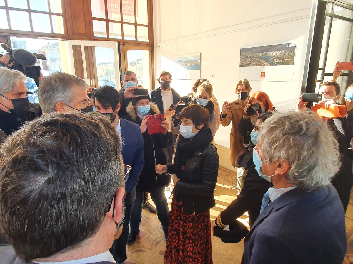 AnnickGirardin's tweet image. À la suite des révisions des quotas pour l'année 2022 par la Commission européenne, je suis aujourd'hui à #Sète afin de rencontrer les professionnels de la filière pêche de Méditerranée.  Nous partageons le même objectif : une pêche durable.