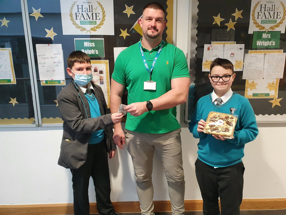 TonyrefailCS's tweet photo. Congratulations to Asher Chappell and Morgan Lewis for raising £21 as a result of a guess the weight of the cookie competition. The money will be donated to a homeless charity. Fantastic to see such acts of kindness in young people #amazing #compassion #charity #support https://t.co/lmmzBcGNud