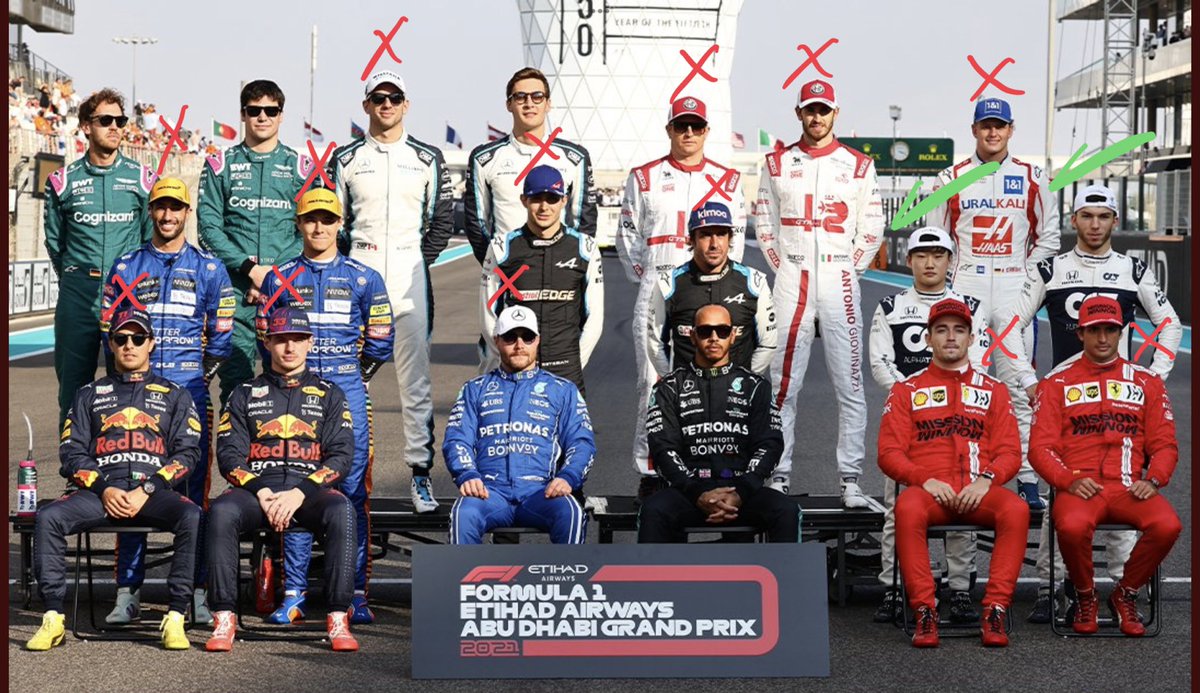 91Yann_'s tweet photo. Still very proud of my Reverse Cap Team. The only ones to do it and they both did it ! It makes them even more unique on the picture. Thatโs also makes this picture very special to me ! Have a nice stint together, my guys !
#PierreGasly #YukiTsunoda #AlphaTauri #ReverseCap https://t.co/vuQLmlhpSm