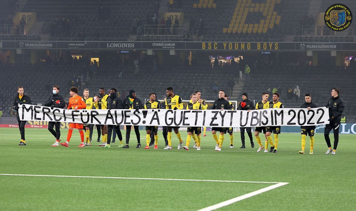 ybfans's tweet photo. Fotos > @BSC_YB - @FCBasel1893 - 15.12.2021 (https://t.co/JWGlPcpLjk). #BSCYB #YB #OstkurveBern #OKBE #YBFOREVER #YBFCB https://t.co/VAkgknc1zl