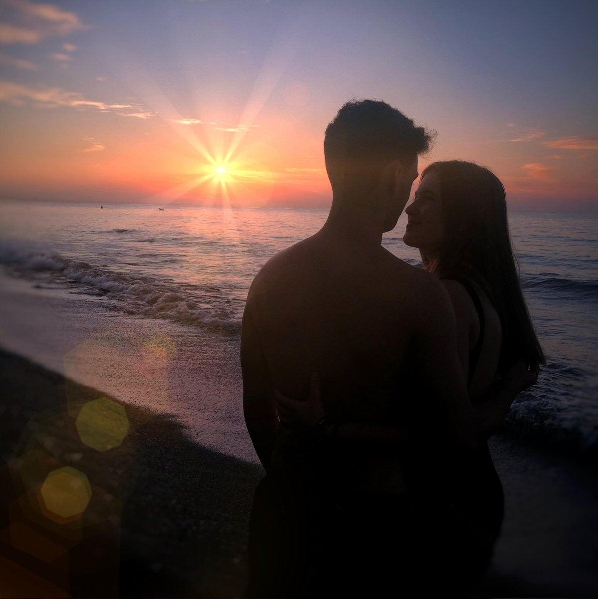 lolip4451's tweet photo. #amanecer #amor https://t.co/XaZLH1PEwv