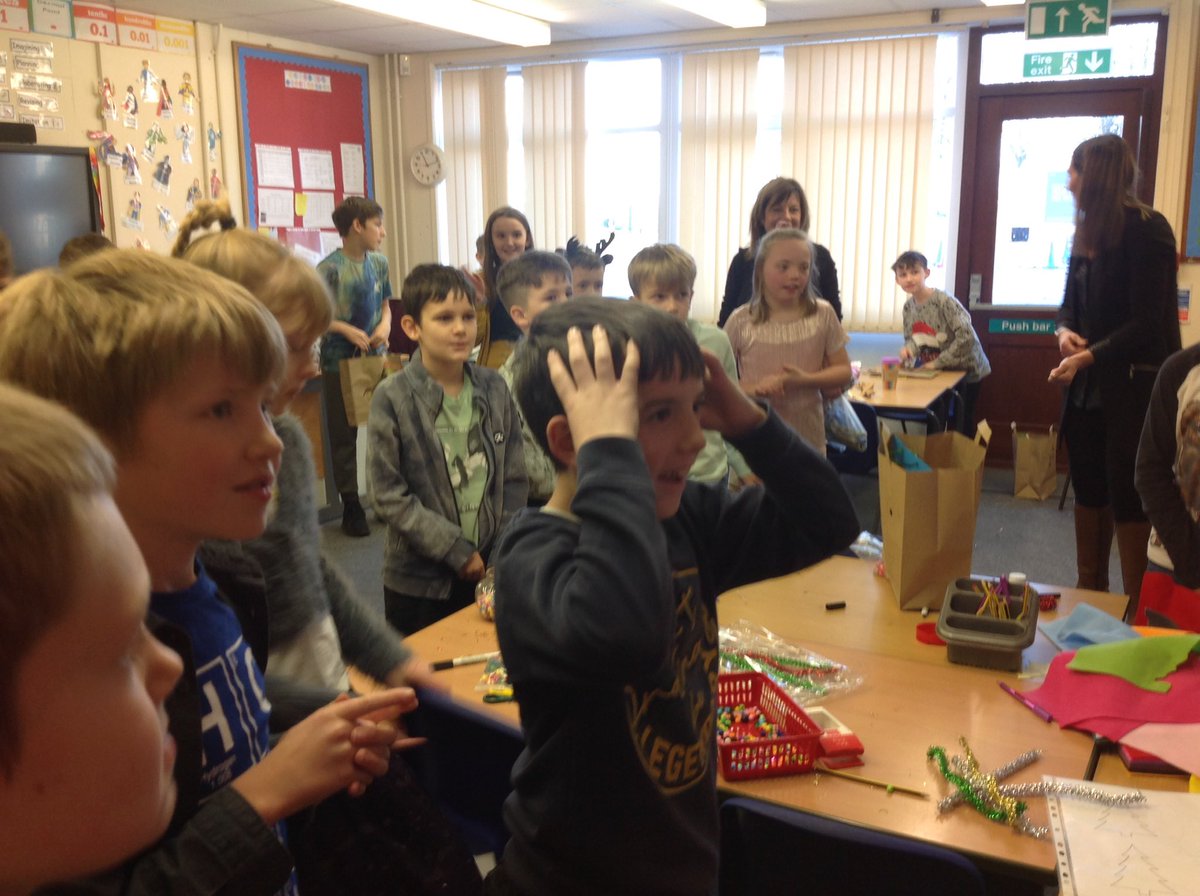 caythorpeclass5's tweet photo. Oh gosh! A surprise visitor. https://t.co/O6gGL2eMyf