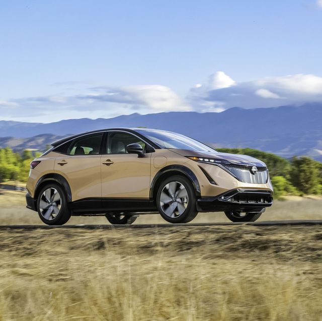 2021 Nissan Chill-Out concept is a crossover positioned below the Ariya