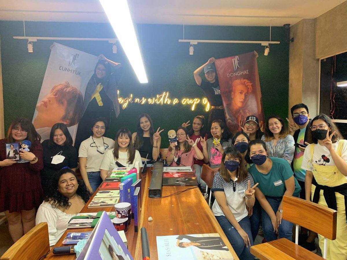 elfcafeph's tweet photo. A Decade and a new beginning! Thank you for celebrating D&amp;E’s 10th Debut Anniversary with us 🥂✨ We hope you had a great time catching up with our fellow elfs 💙

#10yearswithDNE #SuperJuniorDnE #ElfCafePHxDnE https://t.co/DUsAQiDa9L