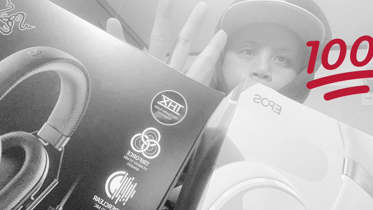 L9knewfan's tweet photo. ゲーミングpcとコントローラーは
つかないよ!!
皆様引き続き今回のプレゼント企画を
よろしくお願い致します!
#村上式部
#プレゼント企画
#EPOSH6PRO
#RazerBLACKSHARKV2
#APEX
#顔出し配信者 https://t.co/26RHXcrajo