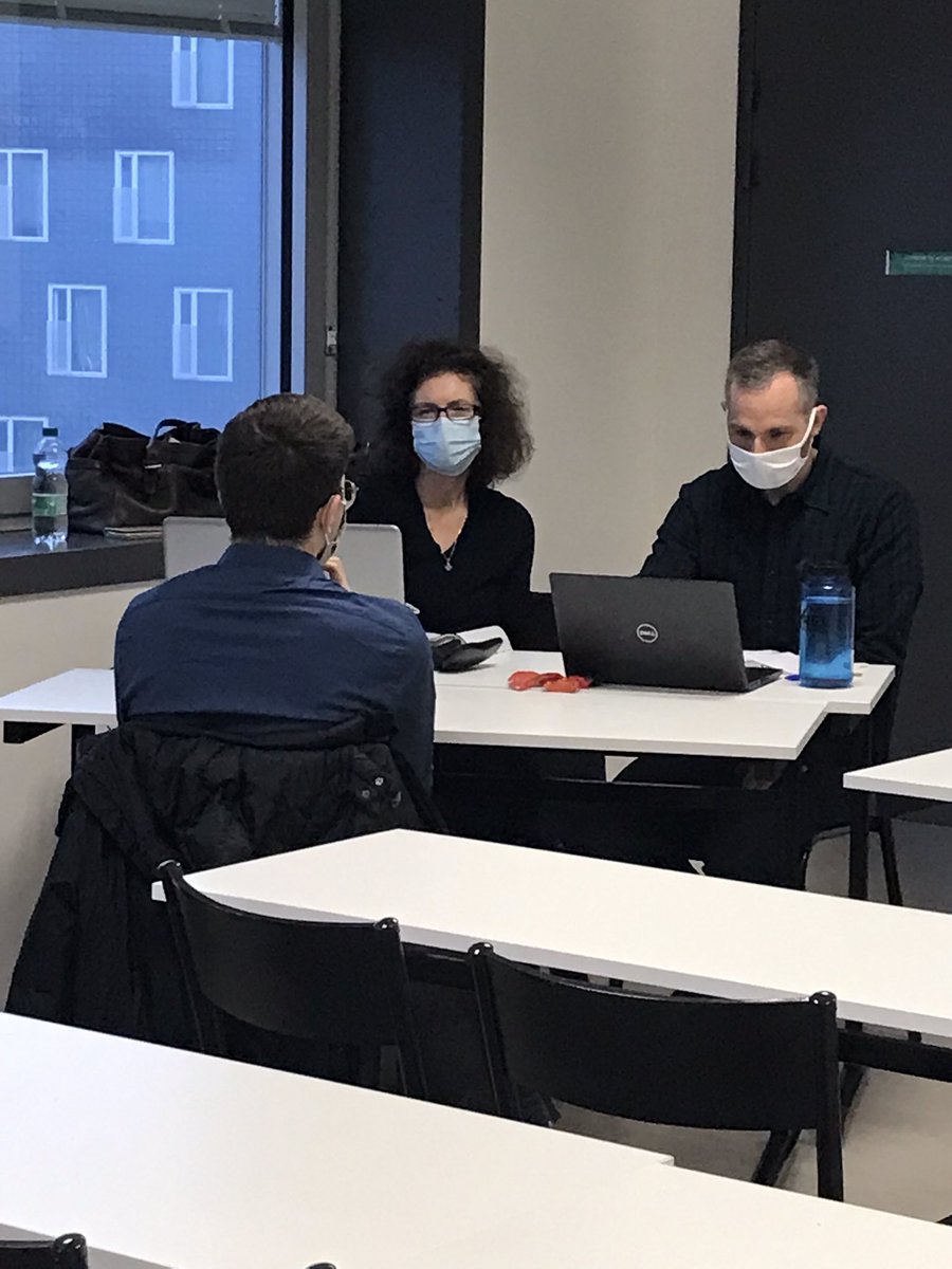 Master_TSM's tweet photo. Aujourd’hui, les étudiant(e)s, après avoir envoyé CV et lettre de motivation, passent une simulation d’entretien professionnel pour intégrer le #TSMSkillsLab. https://t.co/PsQDpGFqW8