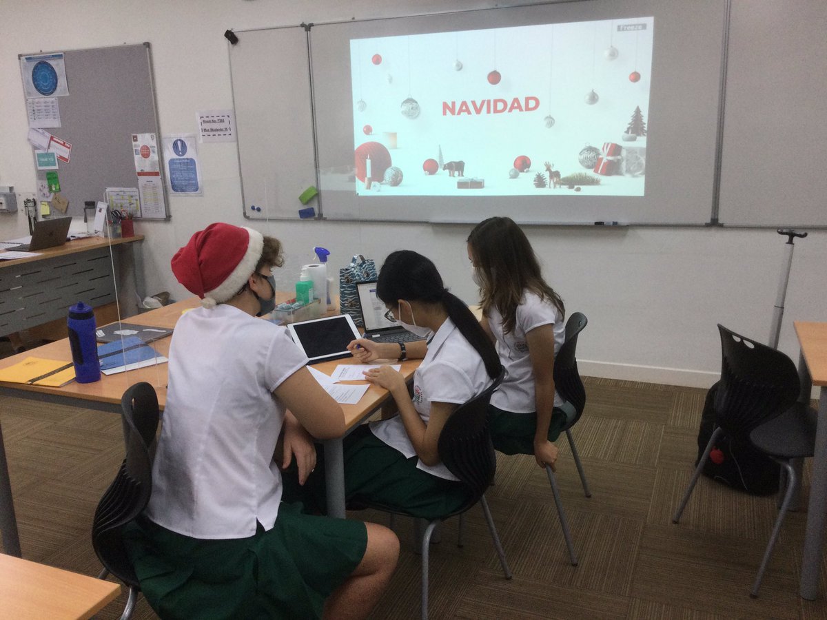 Year 9 getting into the French and Spanish Christmas spirit learning about Noël and Navidad! <a href="/AliceSmithSch/">Alice Smith School</a>