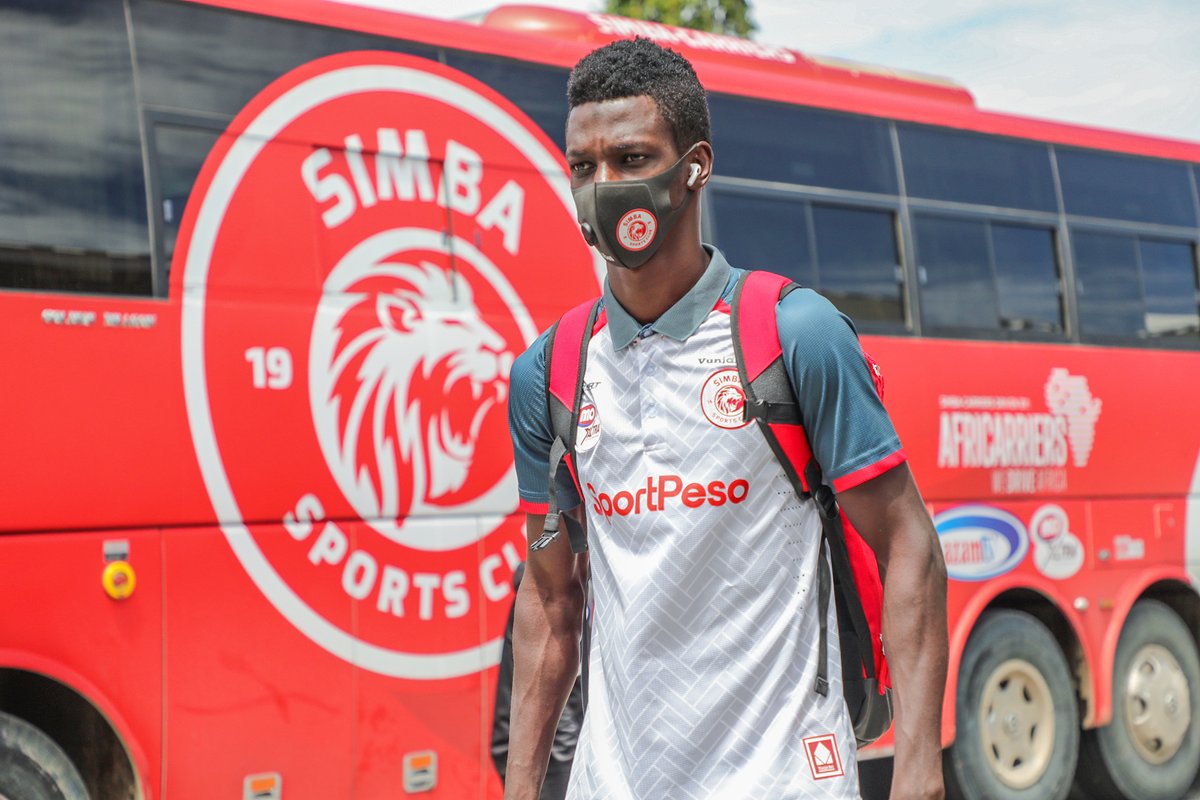 SimbaSCTanzania's tweet photo. ✈️ Kikosi kinaanza safari kwenda mjini Bukoba, Kagera. #NguvuMoja https://t.co/M0TMRqLSwu