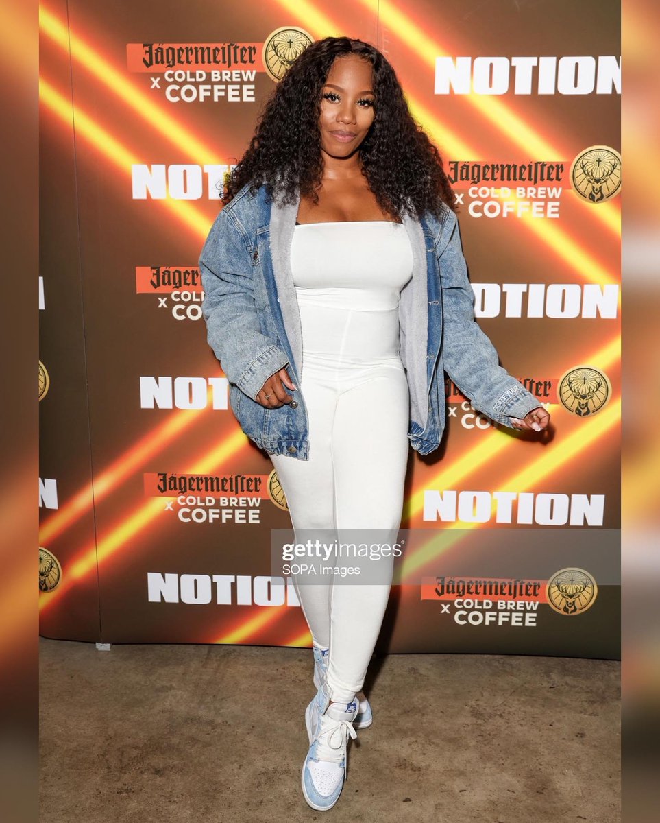 HAIRVIRGINITY's tweet photo. Looks so natural! 🙌
SHOP: 13x4 Luxe curl #HDfrontal + 20-20 Peruvian luxe curl bundles 🤍
@itsnadiajae 🤎✨
#HAIRVIRGINITY https://t.co/8Mvs0MwhpC