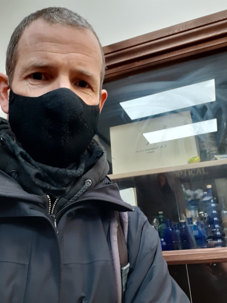 BradontheBaja's tweet photo. @DarrenBar88 Darren Parkinson 🌍💚💙 on X: "Boosted!! Thanks @RimmingtonP pharmacy in #Bradford for providing a friendly, helpful and speedy #vaccine service 👍 #OmicronVirus #GetBoostedNow #GetVaccinatedNow https://t.co/6Vm9SAUG5v" / X
 Have Trudeau autograph your vaccine passport for $$$