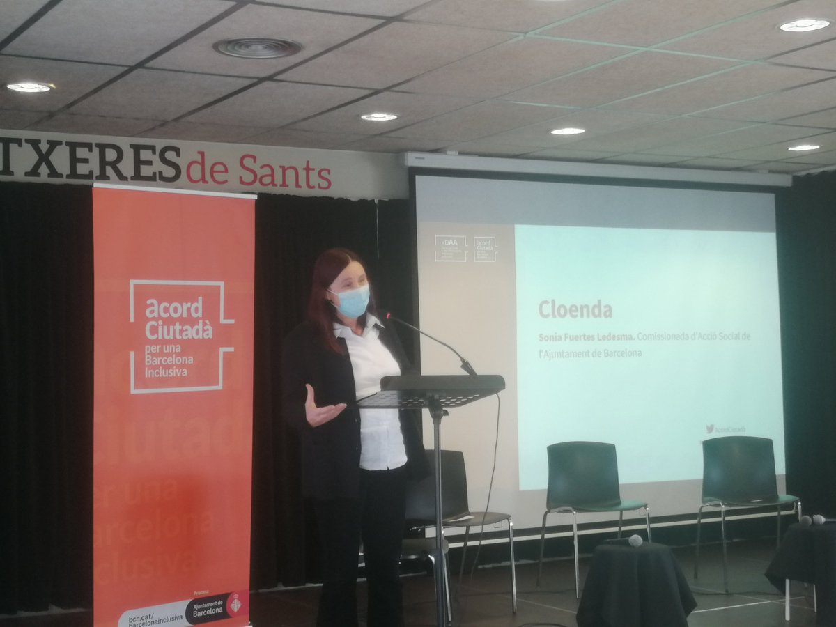 Finalment, la <a href="/Soniafor/">Sonia Fuertes</a> tanca la Jornada 'El dret a l'alimentació adequada i sostenible'.

"Estem generant un marc conceptual comú".

"Hem de pensar en més d'un tipus de pobresa per poder donar respostes precises".

"Des de l'Acord tenim una estratègia i podem liderar canvis".