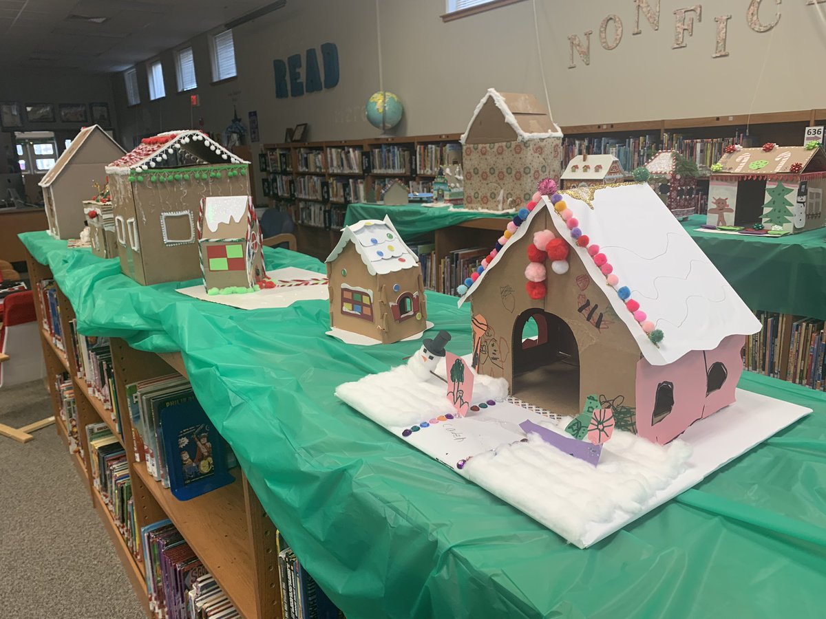 WinkleyLibrary's tweet image. Winkley’s cardboard gingerbread 🏘 have been a blast! We have 🥰 having them in the library! Thank you to all that participated, can’t wait for next year to continue this! #winkleyempowers #lisdlibs @WinkleyElem