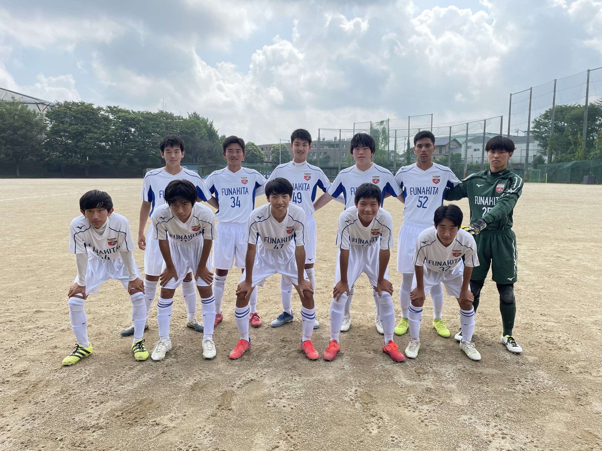 船橋北高校サッカー部 21年度振り返り 5部リーグ 船橋北c 前期リーグ Vs船橋東高校c 2 0 Vs日大習志野高校b 1 2 Vs船橋芝山高校b 1 2 Vs船橋古和釜高校 4 0 後期リーグ Vsquon Fd 1 8 Vs日大習志野高校b 1 0 Vs船橋芝山高校b 1 3 Vs学館船橋高校b 1 0