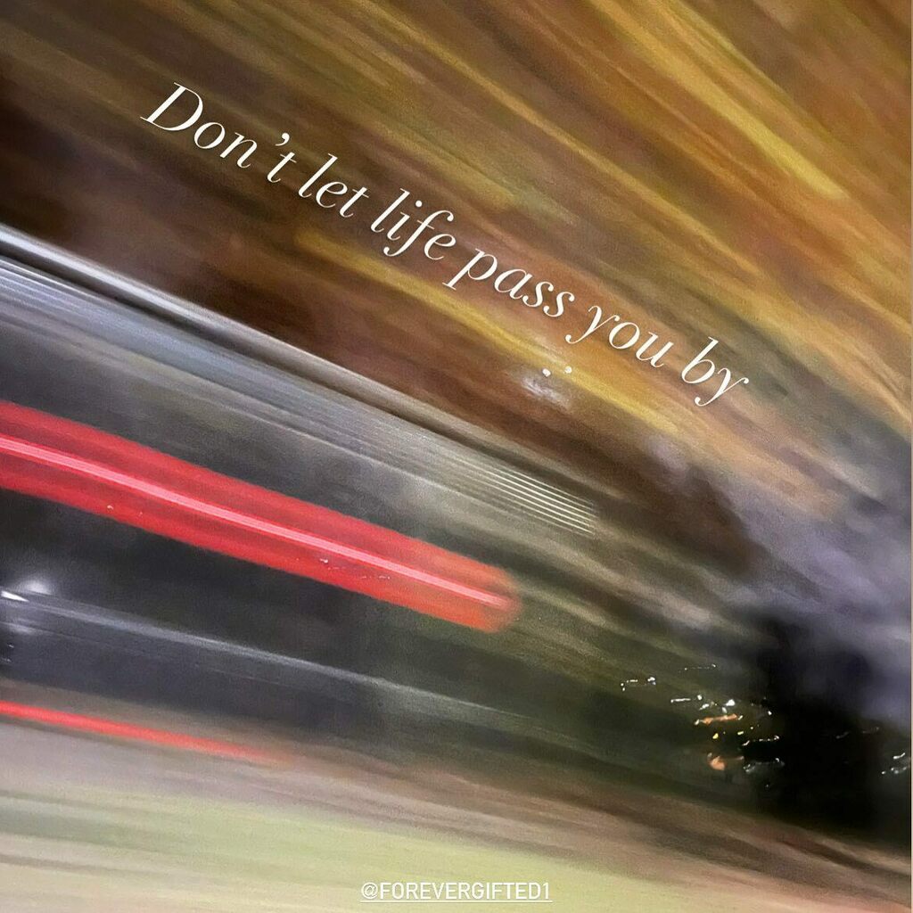 forevergifted11's tweet photo. Blurred vision 

No matter what you are going through, live in the moment. 

The stress, the worries will still be there, but those moments, the now, wont be. 

Open your eyes, your heart, and your mind 🙏🏼💗

#forevergifted #quotes #preciousmoments #o… https://t.co/zex24goROI https://t.co/0IPlKHEKBr