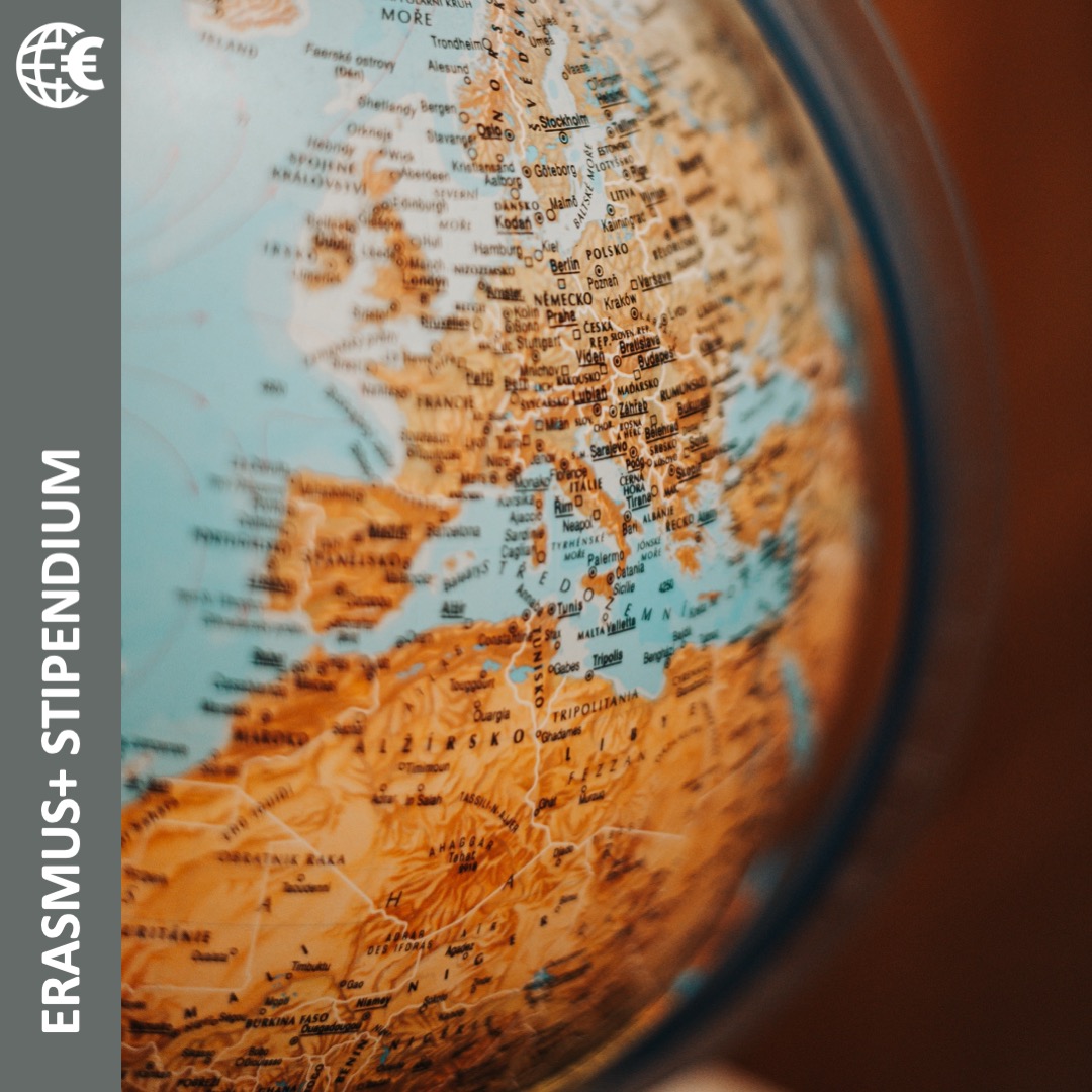 Erasmus+, als eine der größten Bildungsorganisationen Europas, fördert Praktika im europäischen Ausland mit monatlichen Zuschüssen. 
Bewerben könnt ihr euch immer bis 6 Wochen vor Praktikumsbeginn am ZKK: 
Mehr Infos findet ihr unter: uni-passau.de/stipendien-aus…