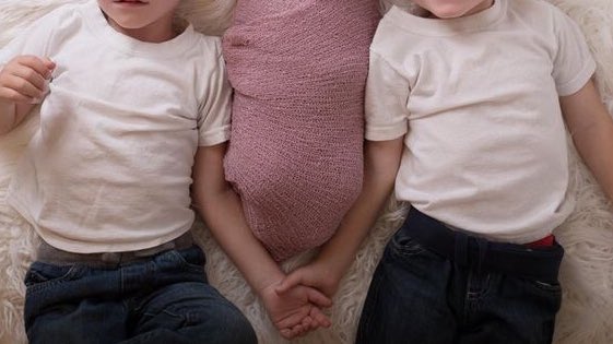 dre_amyzen's tweet photo. nanti kalo udah nikah pengen dek anak pertama kembar cowo2 trus anak terakhirnya cewe hihi pasti lucuu 🤗 https://t.co/knWFQ4AaHH