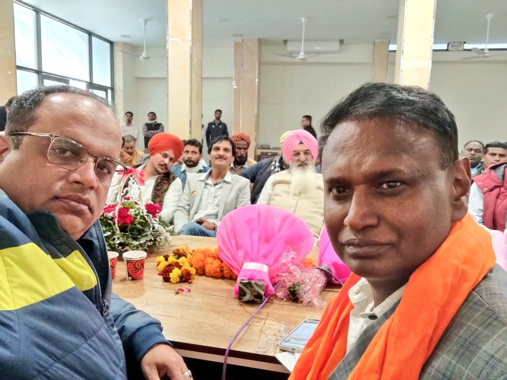 Dr_Uditraj's tweet photo. चंडीगढ़ में पंजाब कामगार कर्मचारी कांग्रेस की पहली बैठक । https://t.co/fMctULB1pW