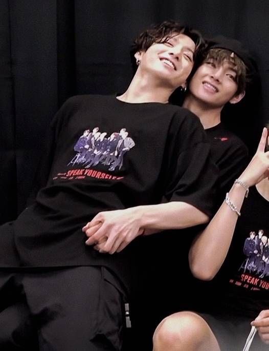 Vangonian's tweet photo. We got history, stuck in the in between but baby finally…

#taekook #butfinally #taeyhung #jungkook #jk #v https://t.co/bvUuZAYWli