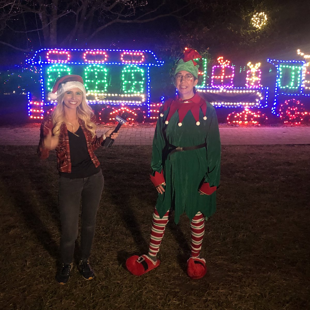 Thanks <a href="/CityofTLH/">City of Tallahassee</a> for lighting up Dorothy B. Oven Park early for us🎄Check out the displays at ELF NIGHT from 5:30-8pm! <a href="/WCTV/">WCTV Eyewitness News</a>