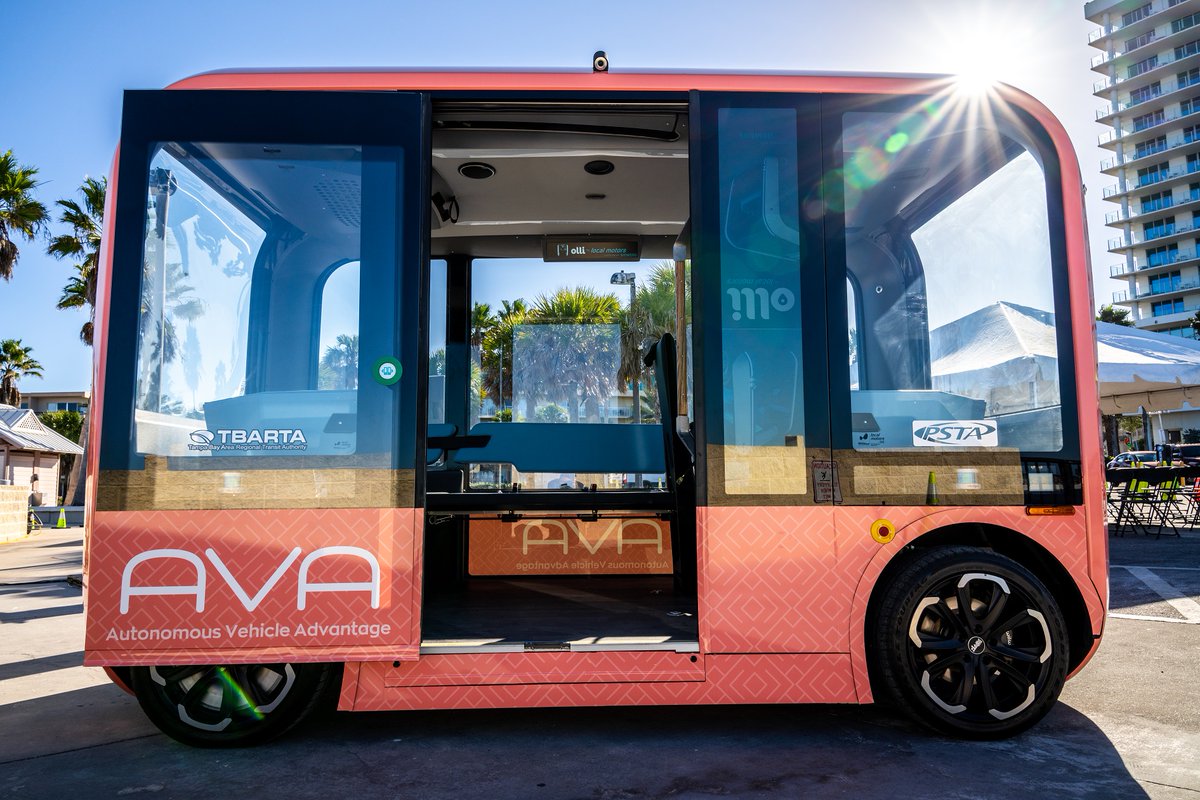 RidePSTA's tweet photo. Good tidings we bring to you and your kin... in Clearwater! π
The anticipated return of AVA is here, only this time, she's beachside! π΄
Check out the pictures to #ExperienceAVA first-hand! https://t.co/lvmORiplbb