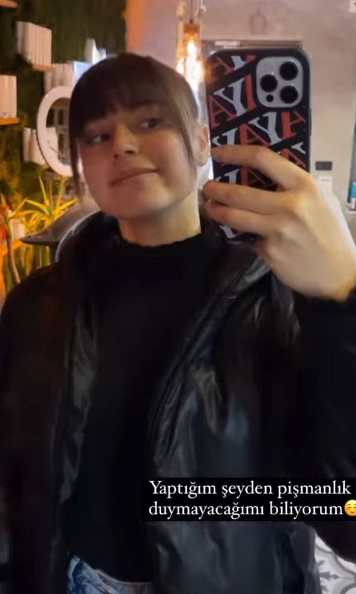 Minnak ayşe geri döndü