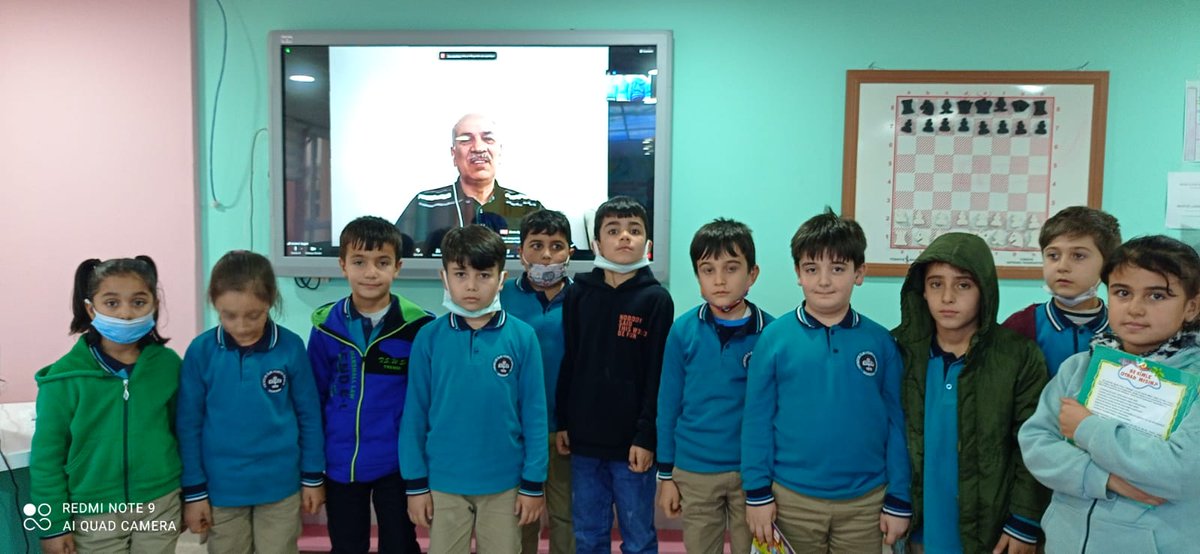 bestamiyazgan's tweet photo. Darende Yenice İlkokulu öğrencileriyle Ali Dağ öğretmenimizin yönetiminde güzel bir sohbet yaptık. https://t.co/EvRtMkqOfb