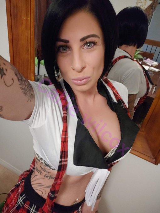 Happy Thursday loves ❤️ https://t.co/nf50xhsUvU