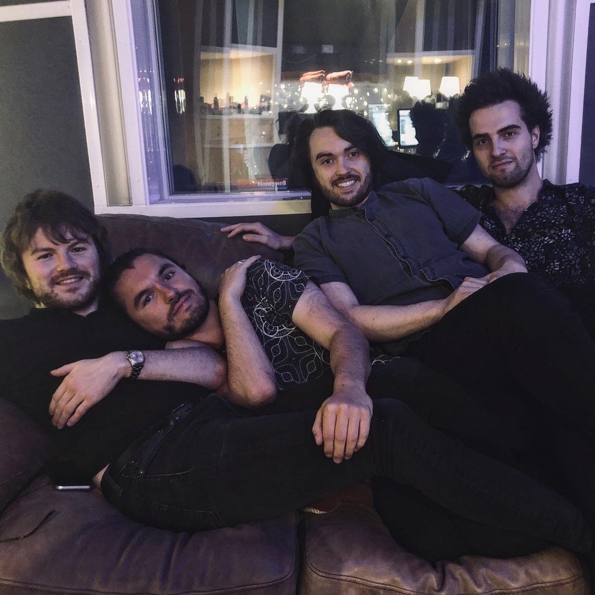 pacificofficial's tweet image. Some news 🥲 After an incredible decade… We say farewell to our drummer Drew 🥁 Drew has been more than a drummer to us - he’s the heart &amp;amp; soul of the band. Nothing is ever too much. He’s the wise guy, the mediator, the driver, the roadie, the brother, the lifelong friend 💙