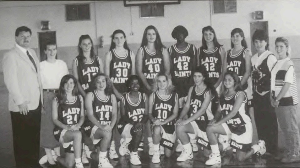 On #ThrowbackThursday, here's <a href="/UNGWBB/">UNG Women's Hoops</a> leader <a href="/CoachBurson/">Buffie Burson</a> with her 1st team (1994-95) in the Cyclops yearbook. Now in her 28th year of leading the program, she makes us proud on &amp; off the court! The way she mentors her players is even more impressive than her 574 wins. #UNGleads